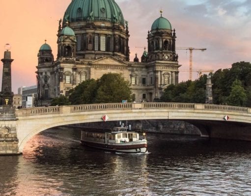 Spreerundfahrt Berlin I 1 Stunde lang Highlights erleben! Spreerundfahrt Berlin - Titelbild