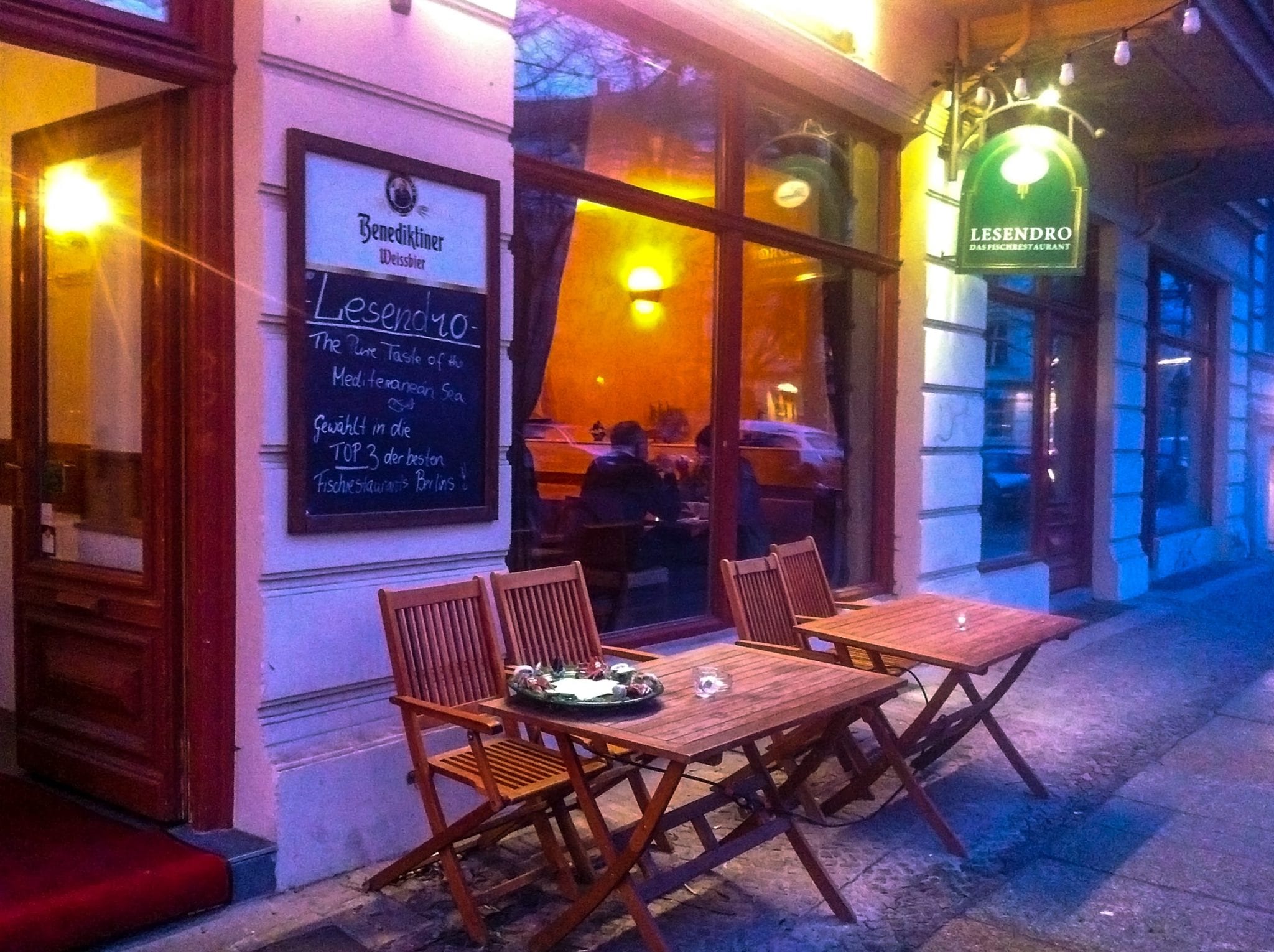 Restaurant Lesendro Berlin – Außenansicht am Kollwitzplatz