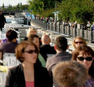 Spreefahrten Berlin bei Sonne