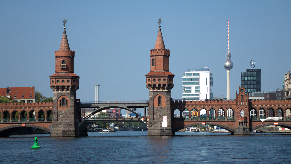 Spreefahrten Berlin Friedrichstraße - Oberbaumbrücke