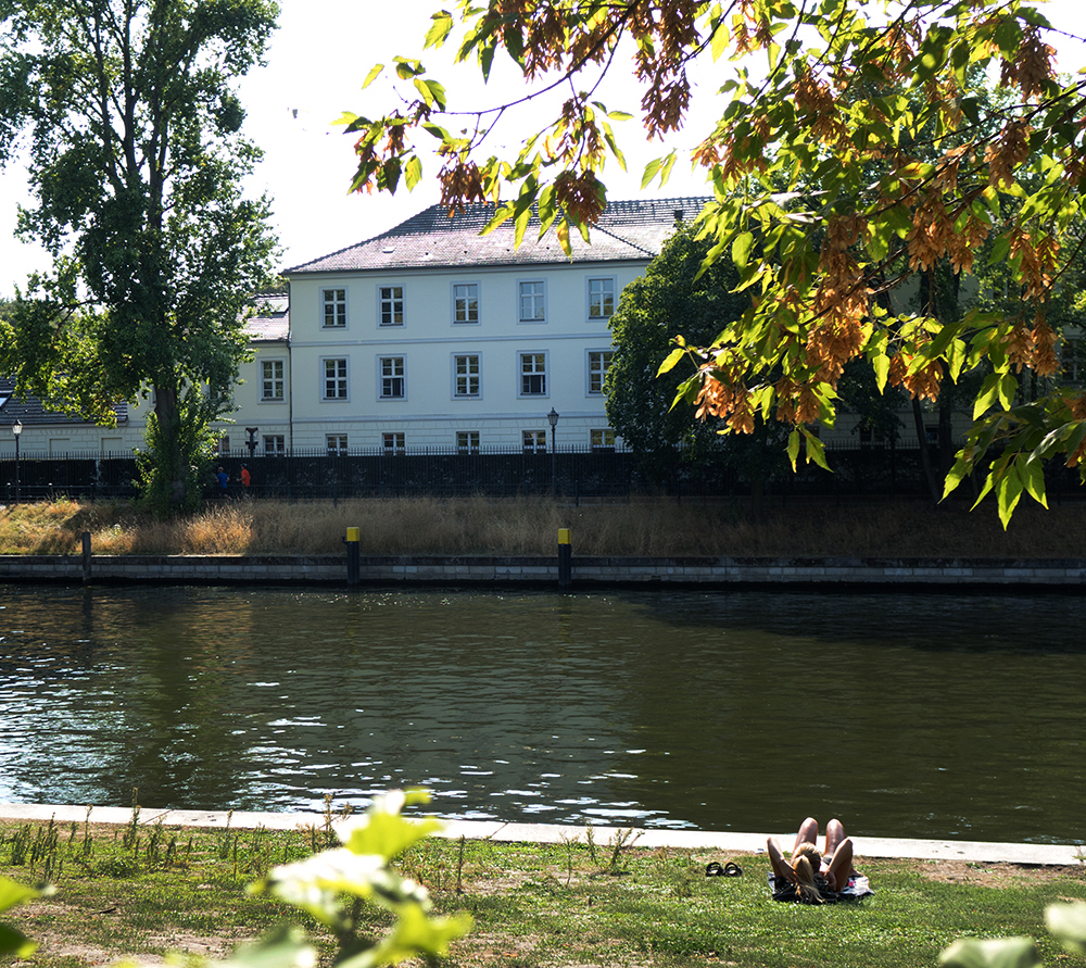 Spreefahrten Berlin Friedrichstraße - Schloss Bellevue