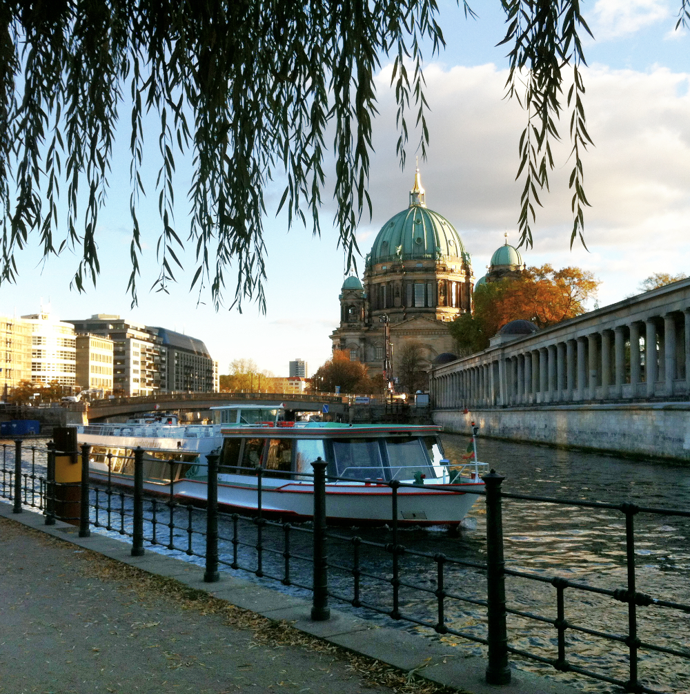 schifffahrt-berlin-berliner-dom